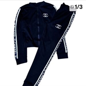 CHANEL Black and White Tracksuit Size Large